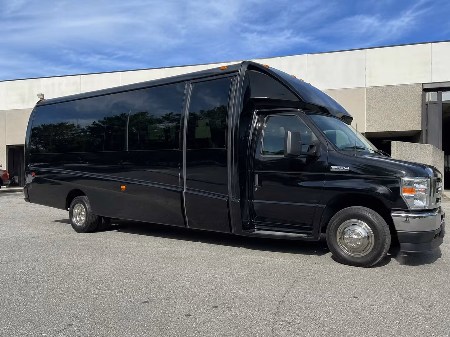 15 passenger minibus