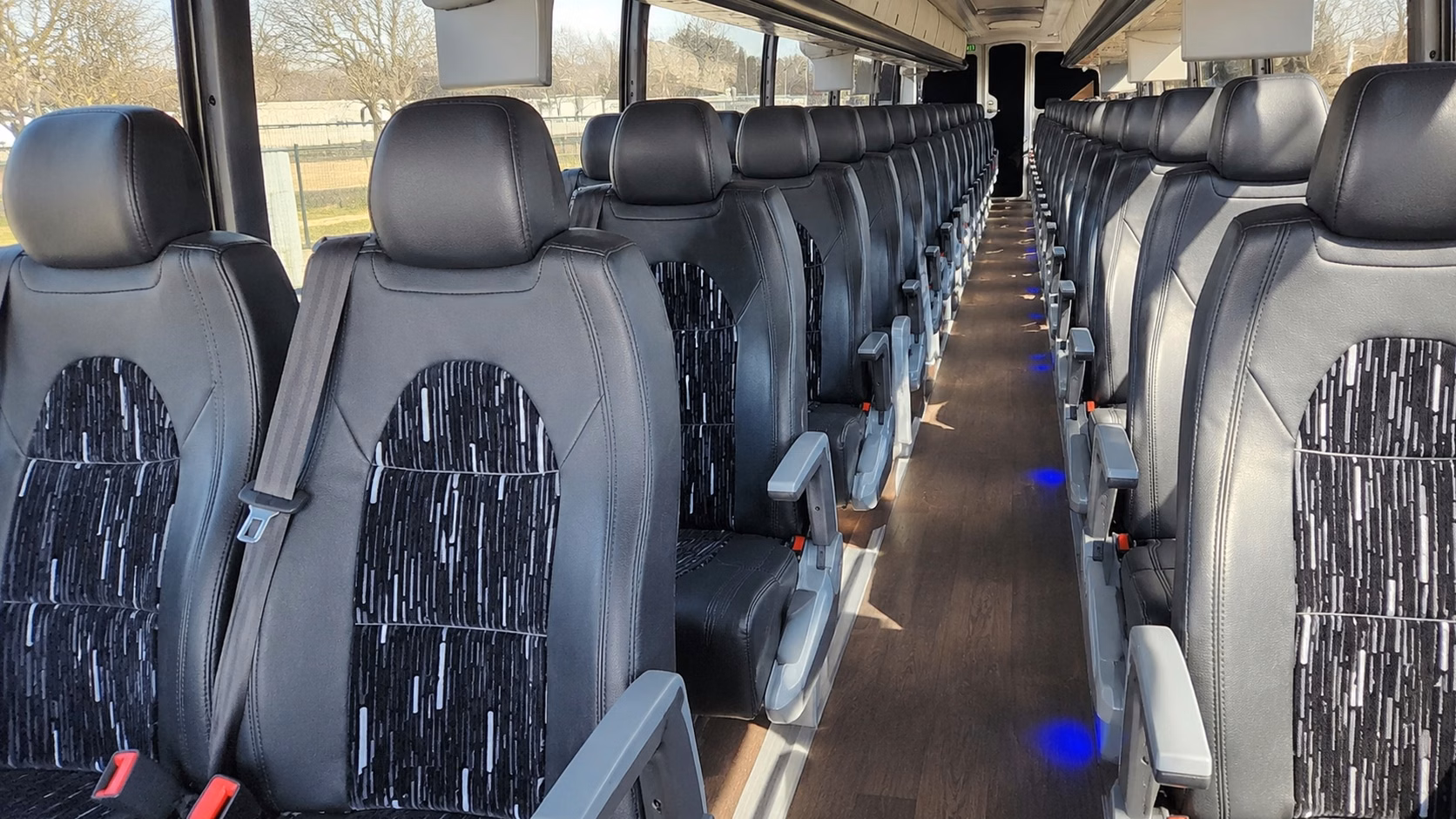 wedding transportation in tulsa and all the surrounding areas